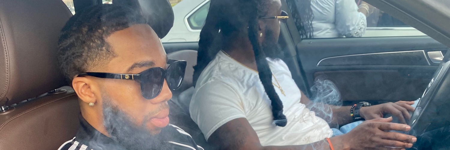 💲 banner