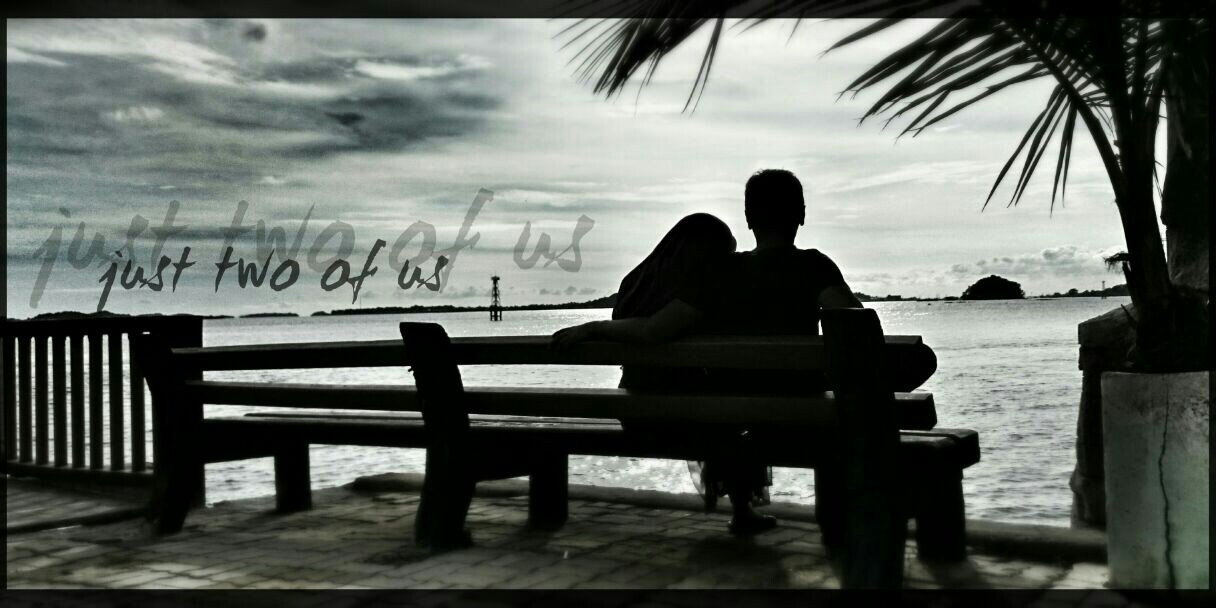 ResikaRiski's profile banner image