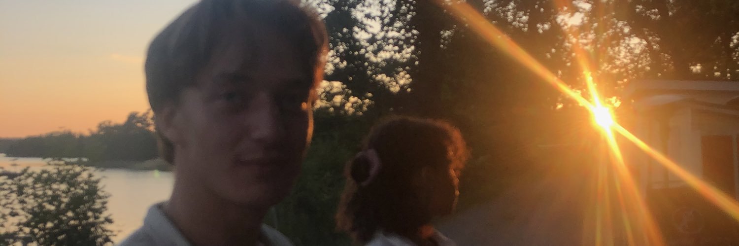schhmul's profile banner image