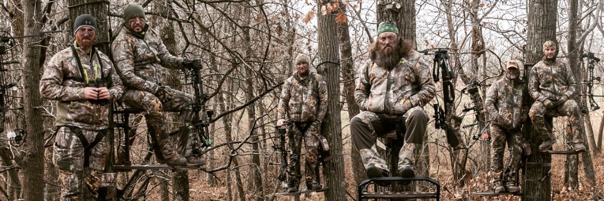 Buck Commander banner