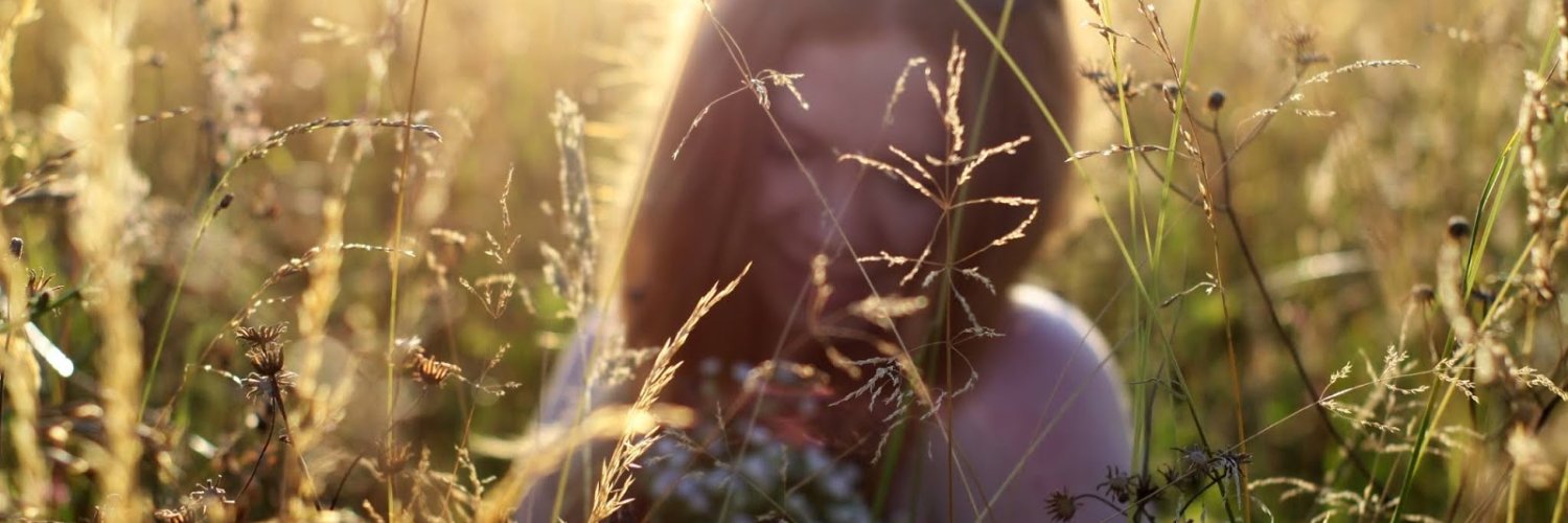 susanny24's profile banner image