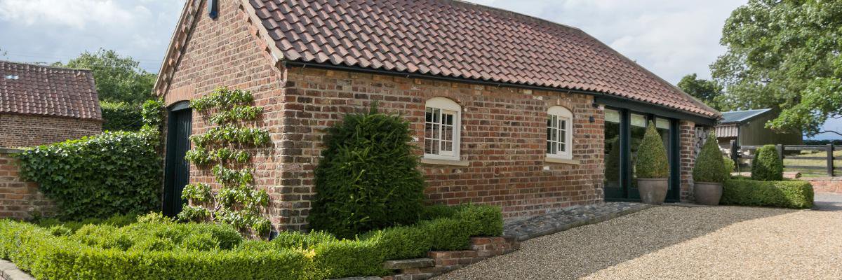 Bolthole Cottage Tibthorpe East Yorkshire . banner
