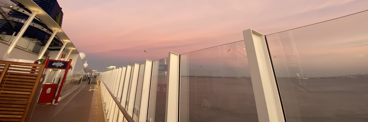 Debbie_F1's profile banner image