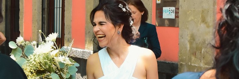 Cris Mendoza 💜💜 banner