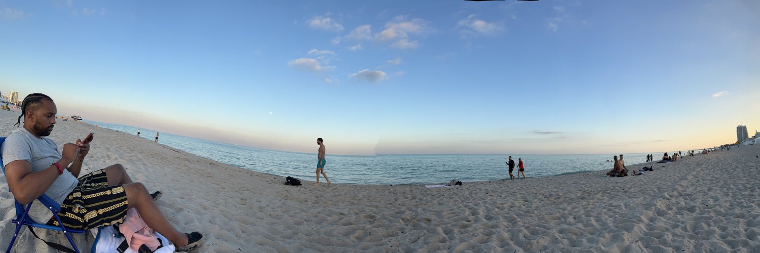 JBreezo's profile banner image