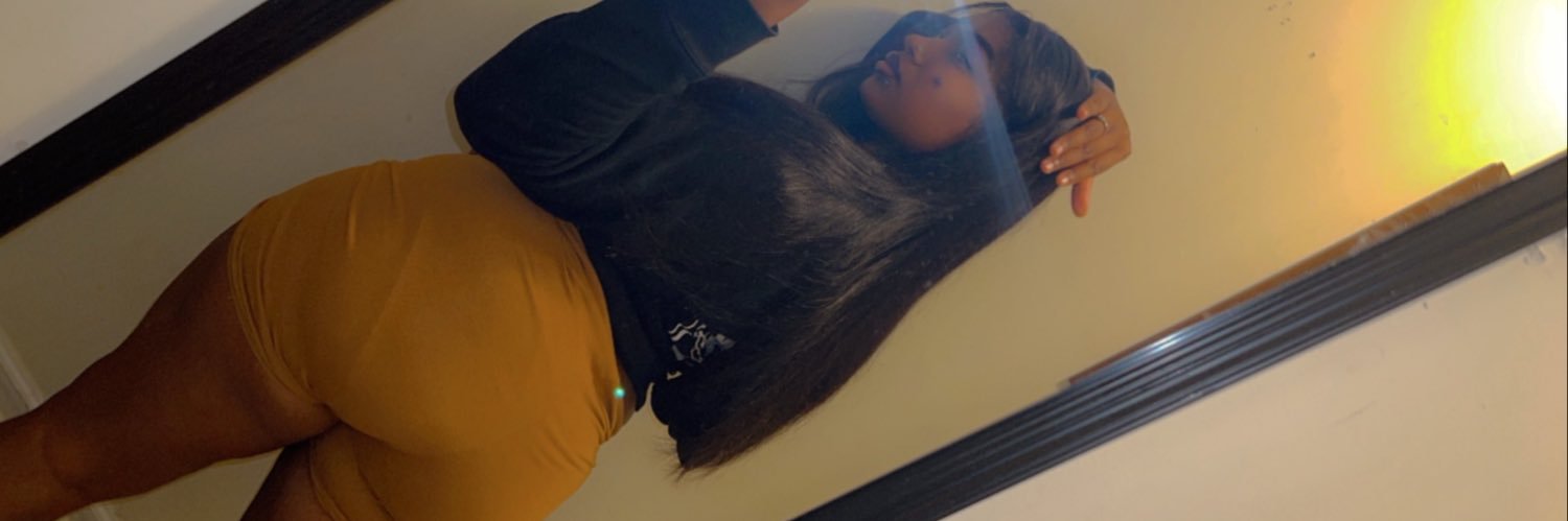 WhatShellySays's profile banner image