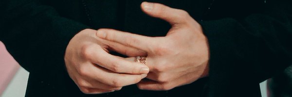 ent__bella Profile Banner