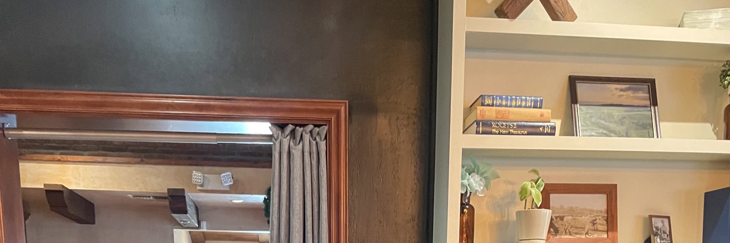Nikki banner
