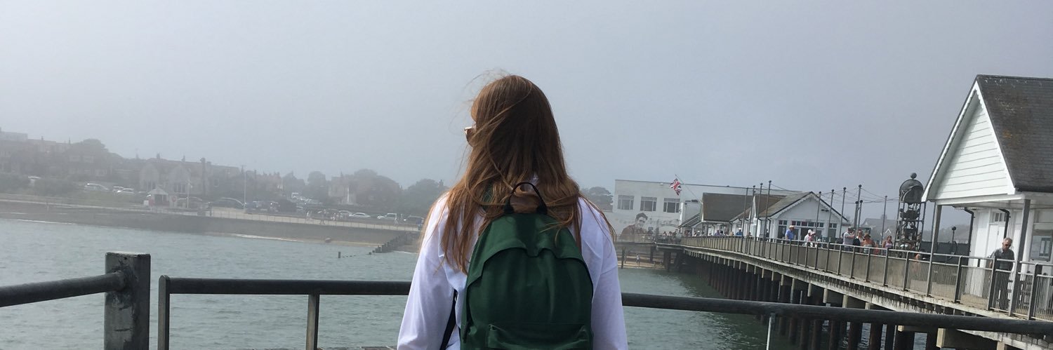LauraB0111's profile banner image