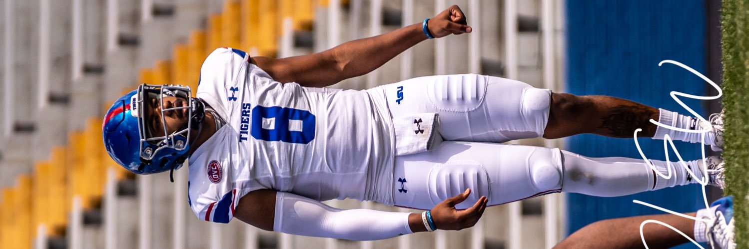 Stretch 🎒🥶 banner
