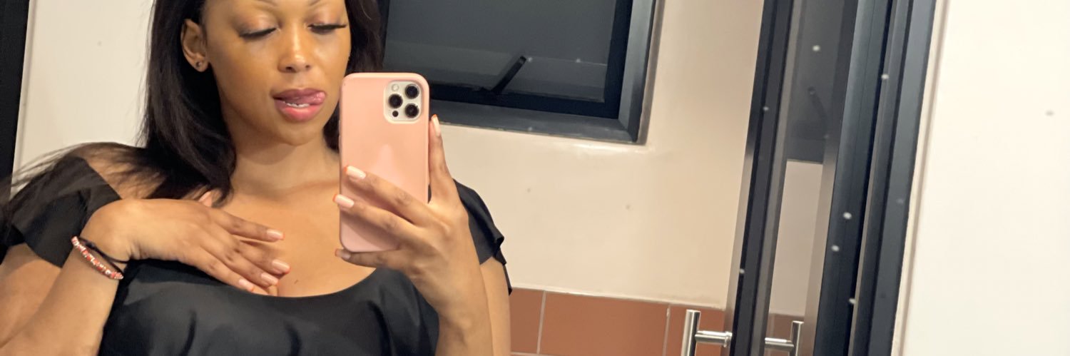 Queen_Noss's profile banner image