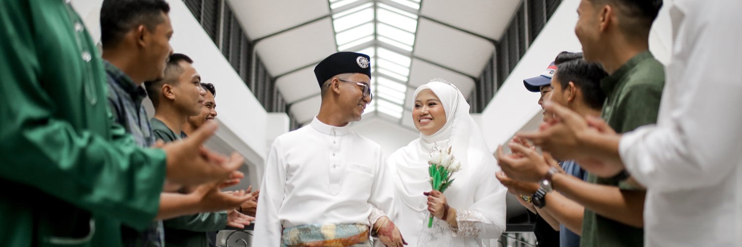 tiraishak_'s profile banner image