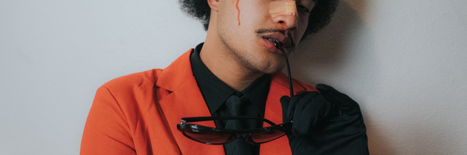 larzagna_'s profile banner image