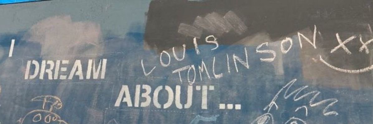 Carth vai ver Tøp e Louis banner