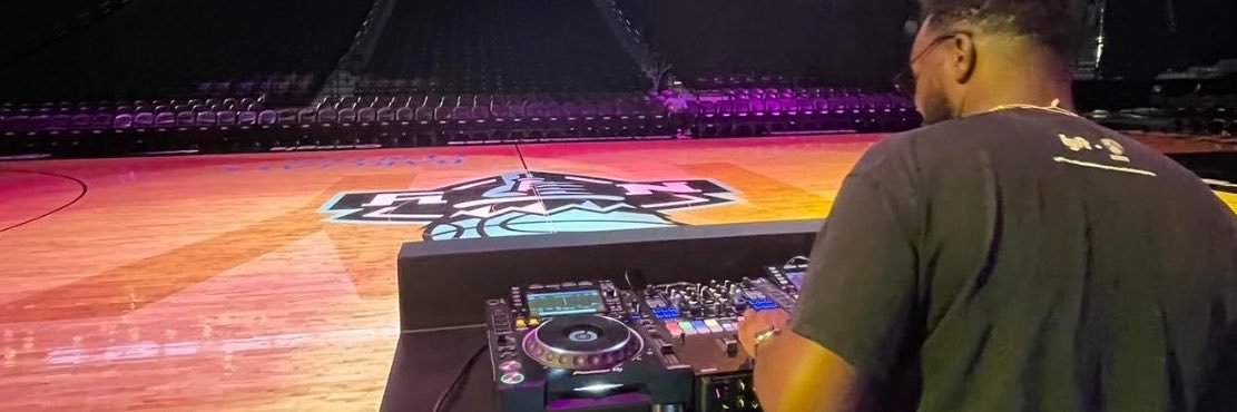 djmikemedium1's profile banner image