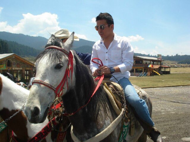 irvinsilva's profile banner image