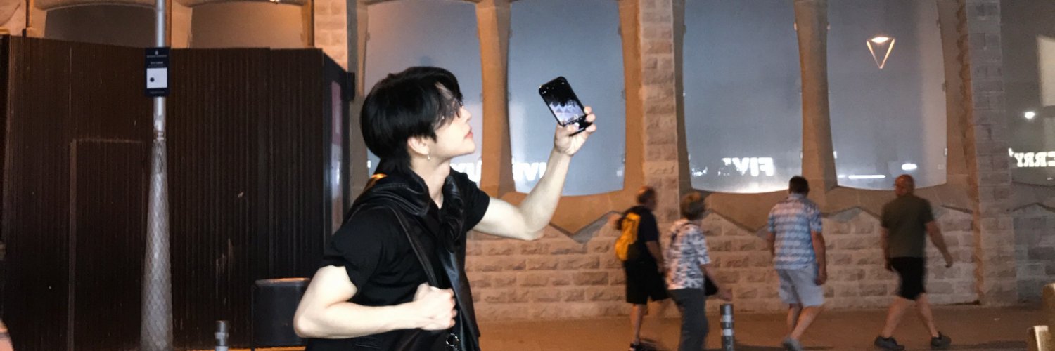 usedtobm's profile banner image