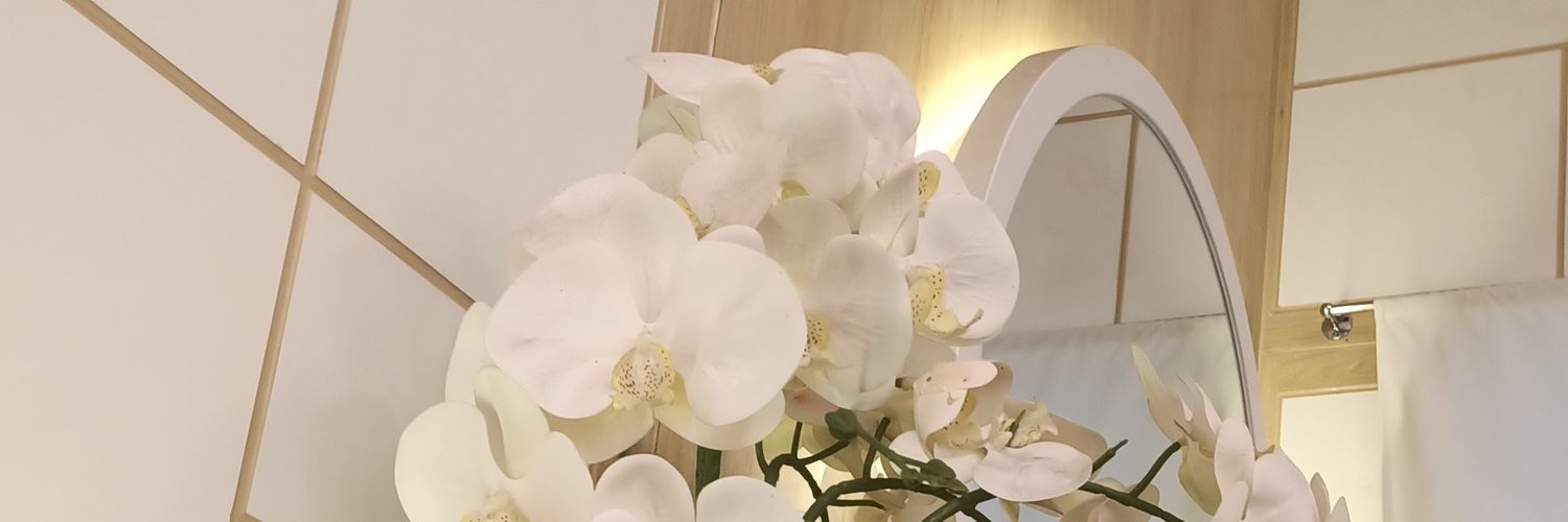 urapplecheek's profile banner image