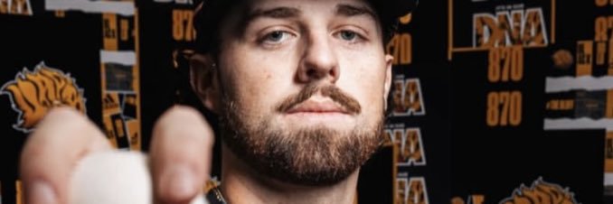 ejlott23's profile banner image