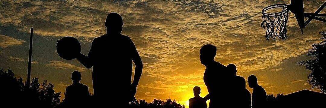 Richard Insane banner