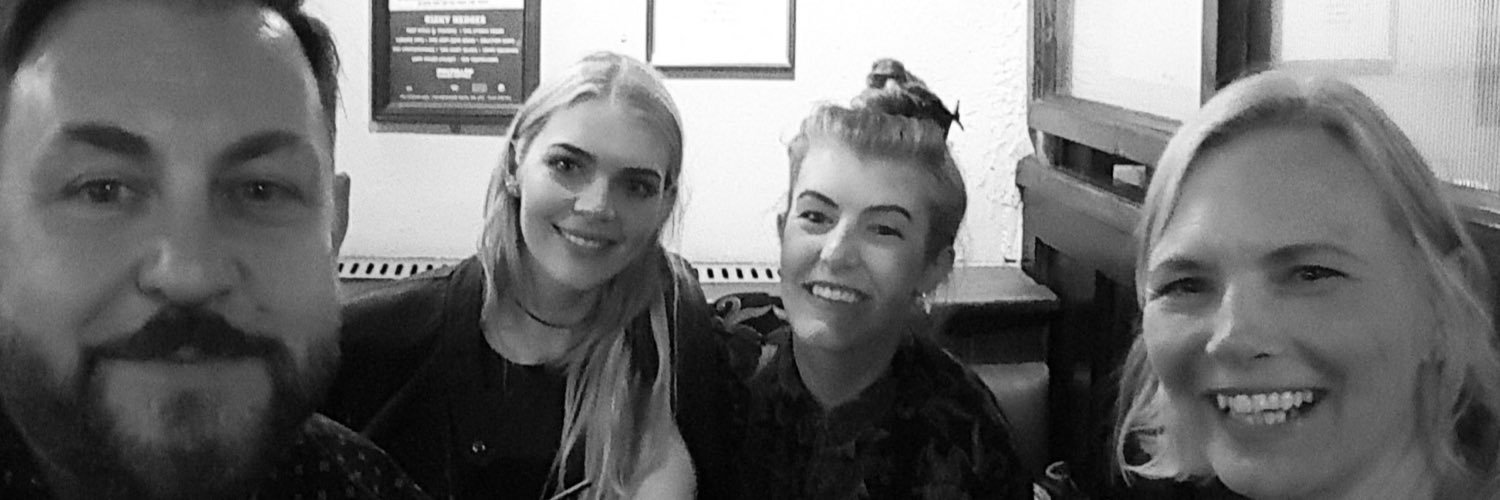 joannejonsn's profile banner image
