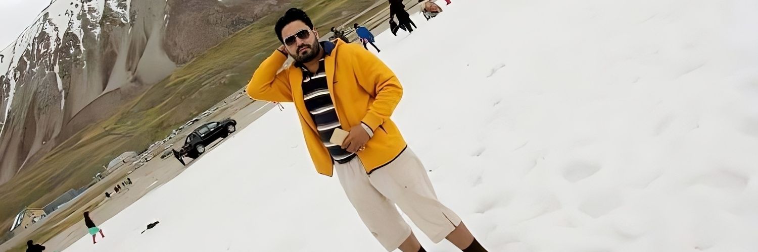 Tehseenazmat's profile banner image