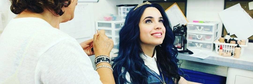 sofiacarson_col's profile banner image