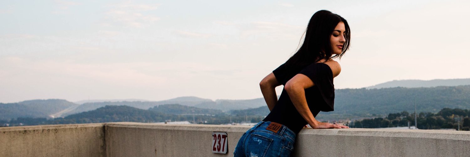 WaylorTillis's profile banner image