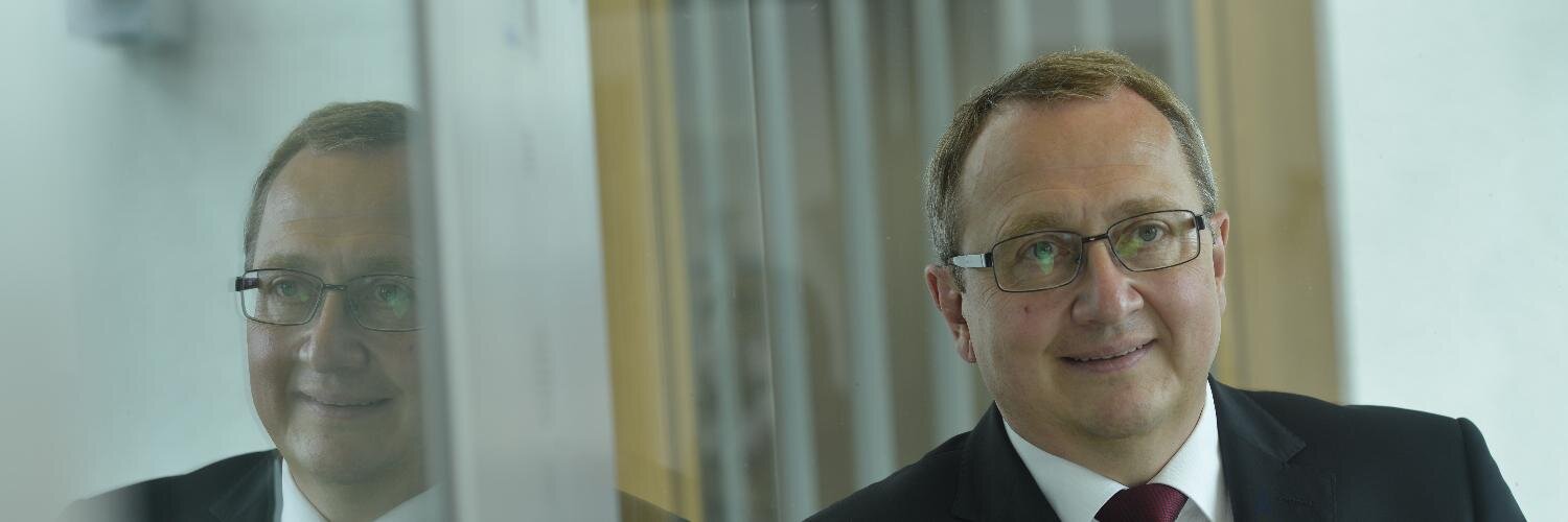 twfinanz's profile banner image
