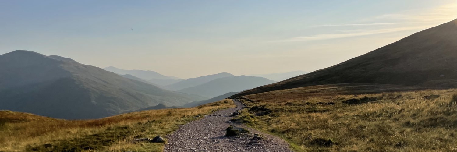 Michaela 👩🏻‍💻 banner