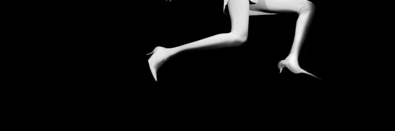 T banner