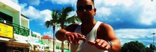 waynescott8's profile banner image