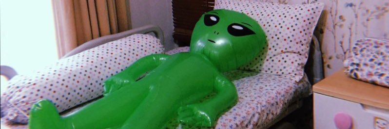 viorella 🇵🇸 banner