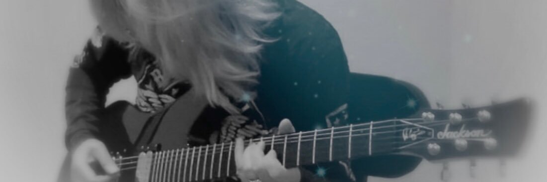 Ingrid 🐈‍⬛🎸 banner