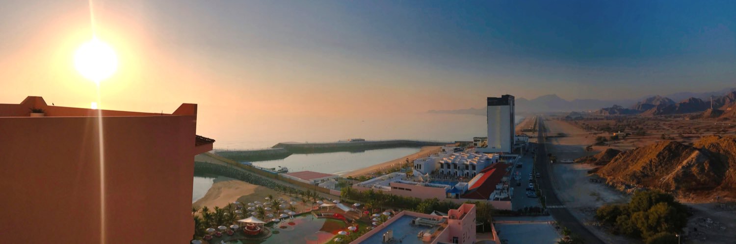 Dienz @dienzlife banner