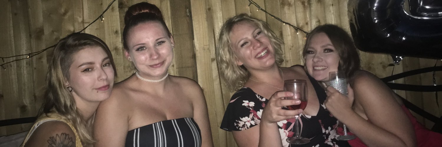 AmeliaBowes's profile banner image