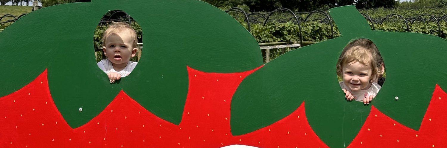 feecolbourne's profile banner image