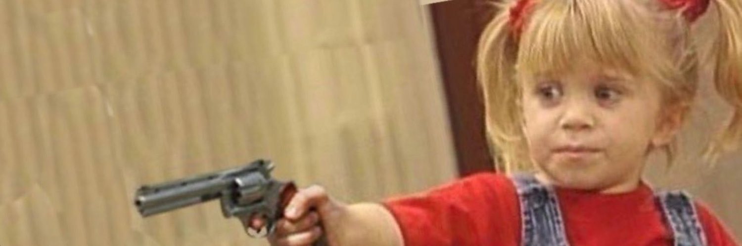 chernobleee's profile banner image