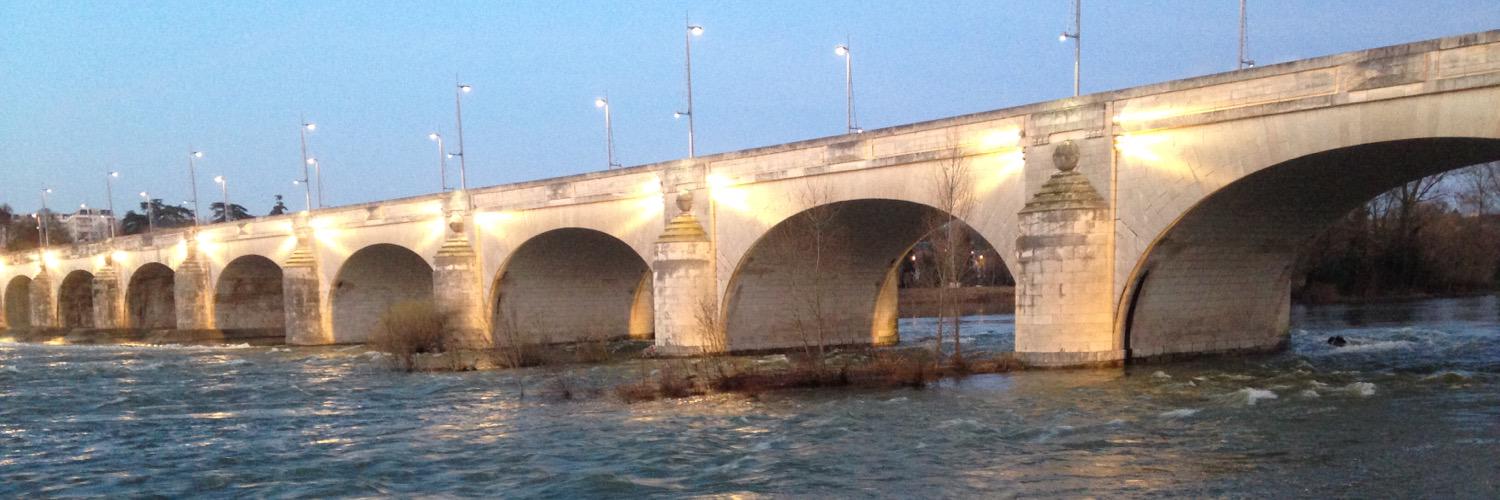 GLapaque's profile banner image