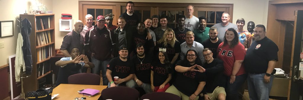 TKE1005's profile banner image