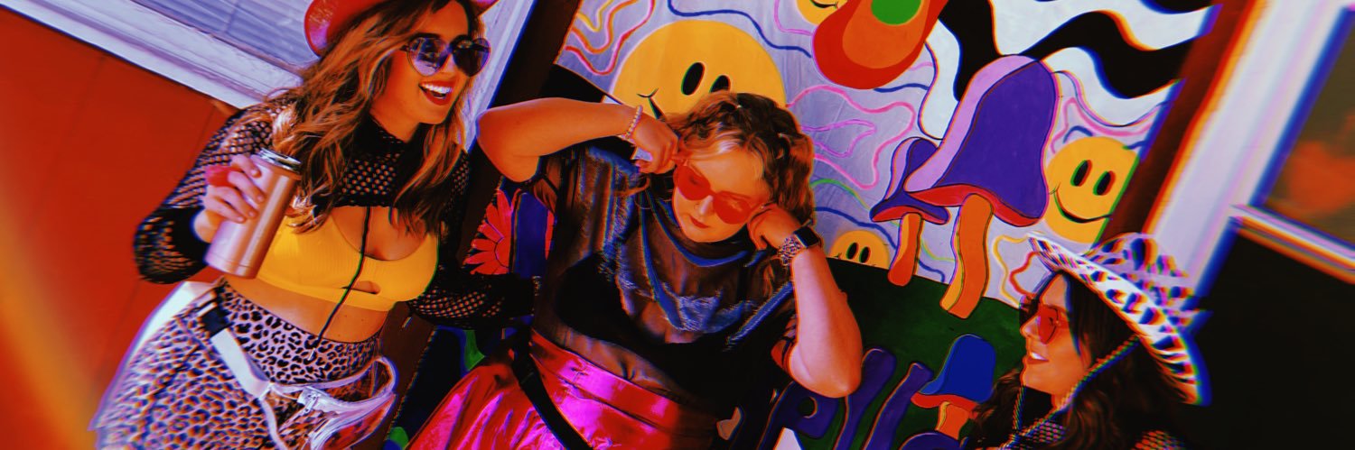 AliGarner1's profile banner image