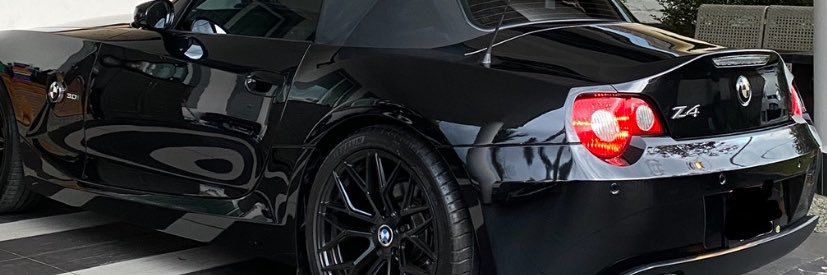 HarizWakdeen's profile banner image