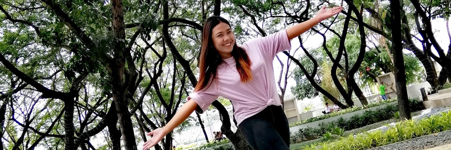 emsiluv's profile banner image