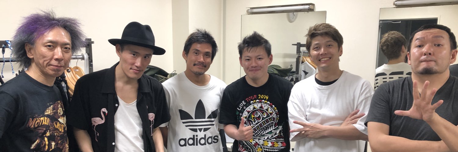 denpateki's profile banner image