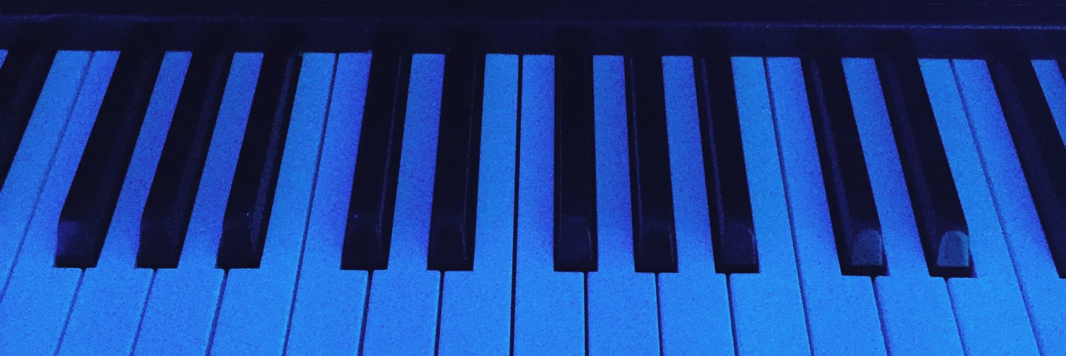 miss_maxwell_'s profile banner image
