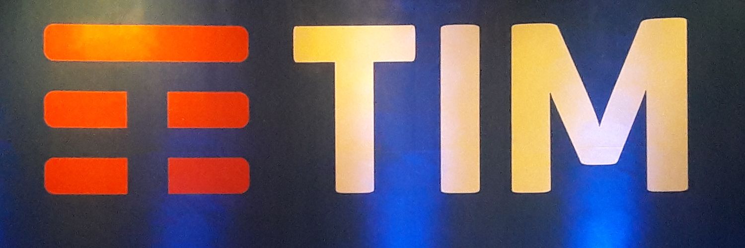 Paula Oliveira banner