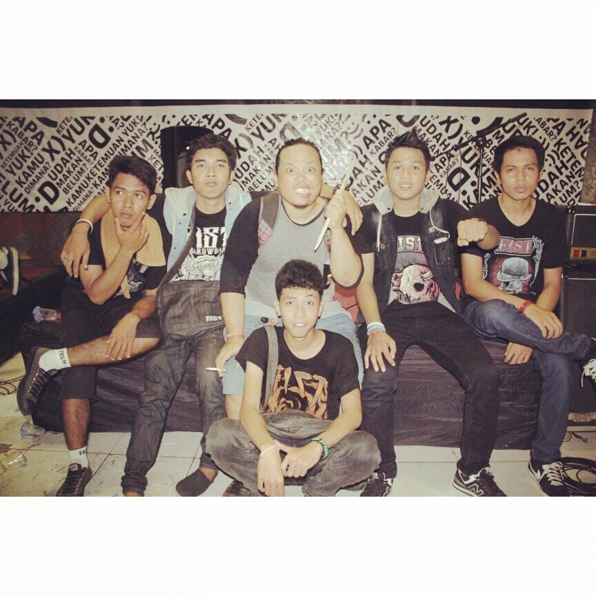 PAINSTORTION TEAM! banner