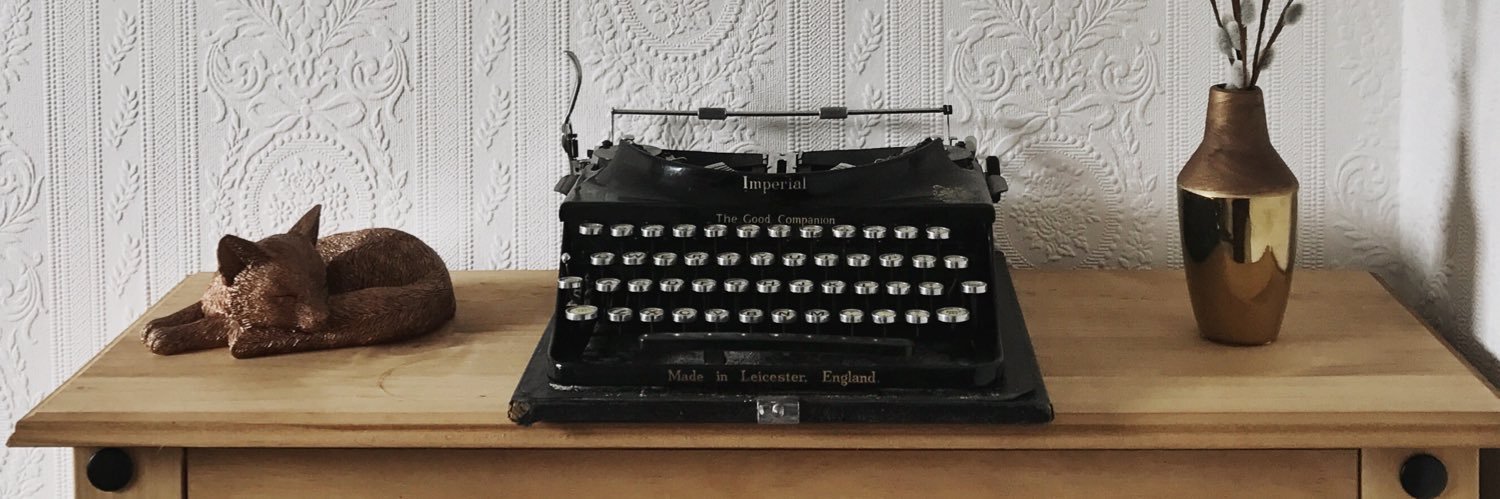 Lisa Lueddecke banner