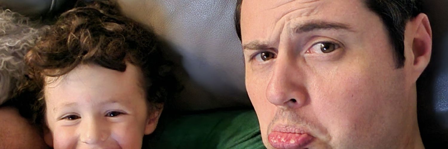 Russian_Bear12's profile banner image
