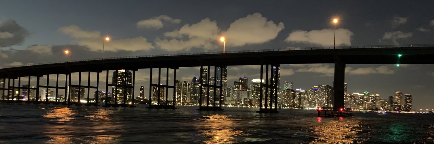 José Hernández banner